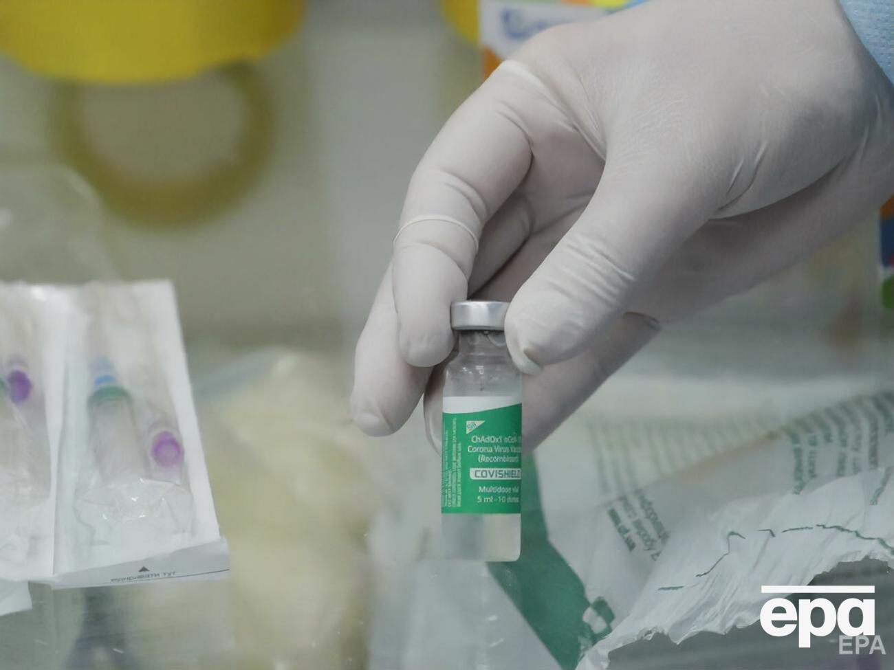 В Украине первую дозу вакцины получили более 17 тыс. человек