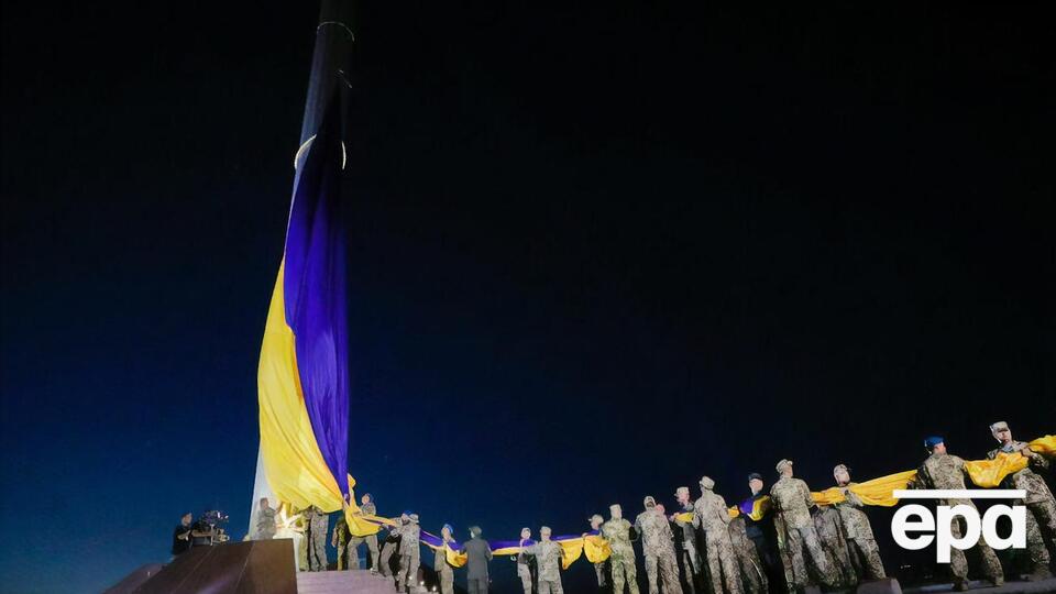 Высота флагштока для главного госфлага Украины достигает 90 метров
