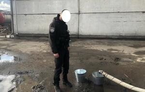 В отделении слива готовой продукции обнаружили шланг для неучтенного забора спирта