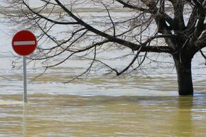 Из-за угрозы подтопления объявлен "желтый" уровень опасности