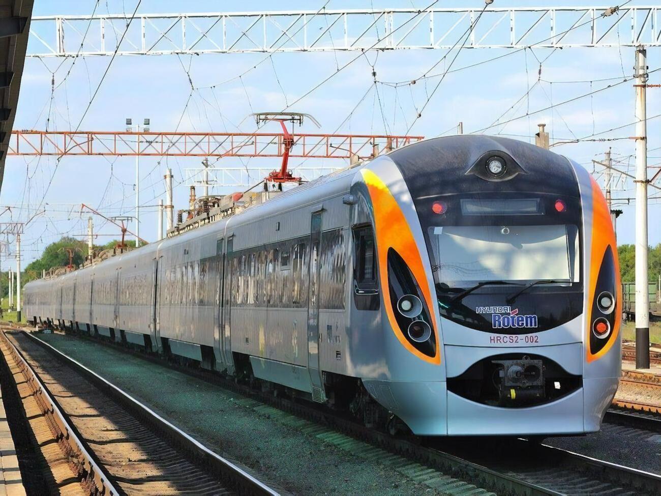 "Укрзалізниця" не будет продавать билеты в Закарпатье&nbsp;до конца усиленного карантина