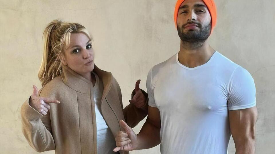 Спирс и Ашгари познакомились на съемках клипа