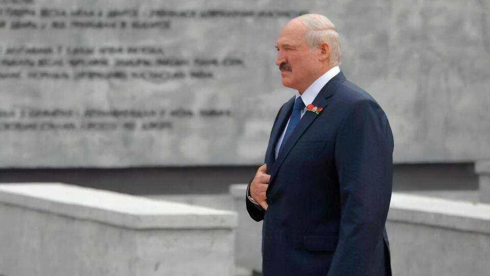 Лукашенко носить ремені за $800 і годинник вартістю від $15 тис. до $ 20 тис.