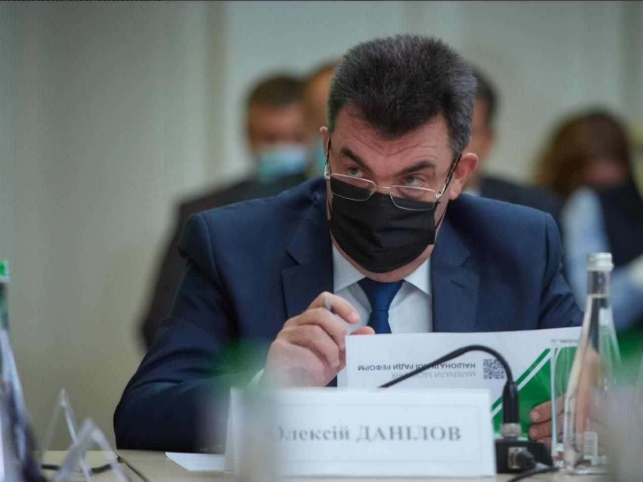 Данілов переконаний, що в Україні мало хто знає англійську мову