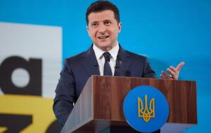 Зеленский: Информационная война – это страх, паника, агрессия, которые множатся с каждым лайком и репостом, с каждым звонком, смс