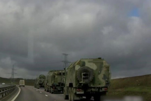 Военную технику начали перебрасывать в Крым с 24 марта
