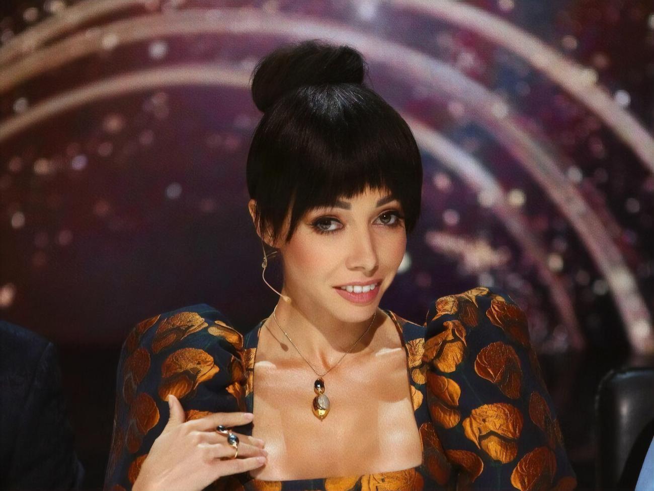 С 1999 года Кухар является примой Национального академического театра оперы и балета