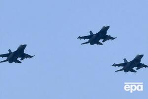 За даними Politico, літаки НАТО неодноразово піднімалися в повітря через почастішання польотів російських винищувачів і бомбардувальників поблизу повітряного простору союзників