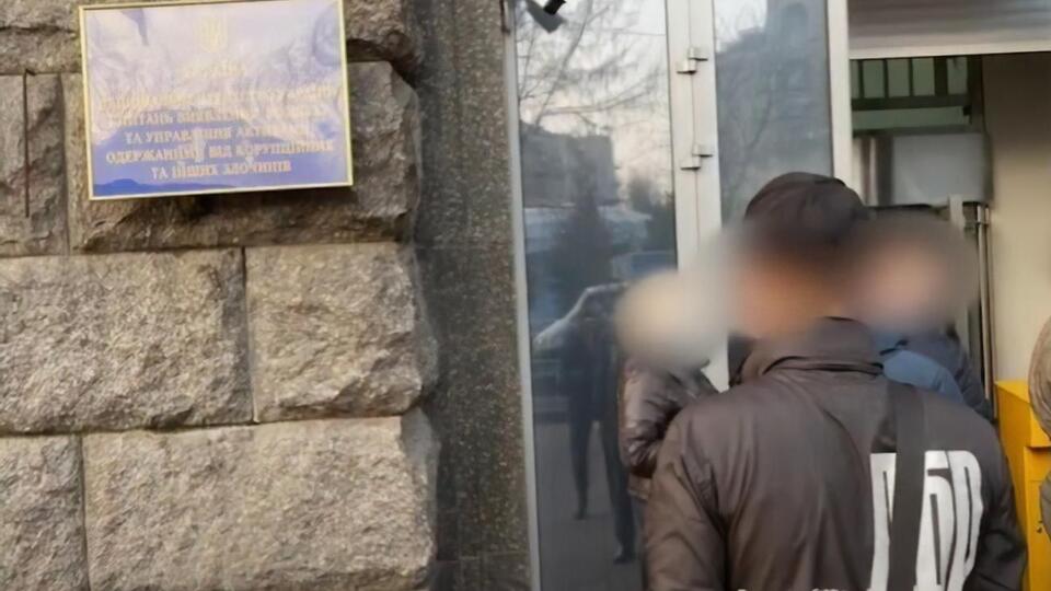 Обыски прошли в центральном офисе агентства и дома у сотрудников