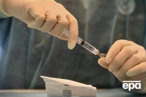 Вакцину Pfizer в первую очередь получат постояльцы и сотрудники домов престарелых, а также сотрудники ГСЧС и пограничники