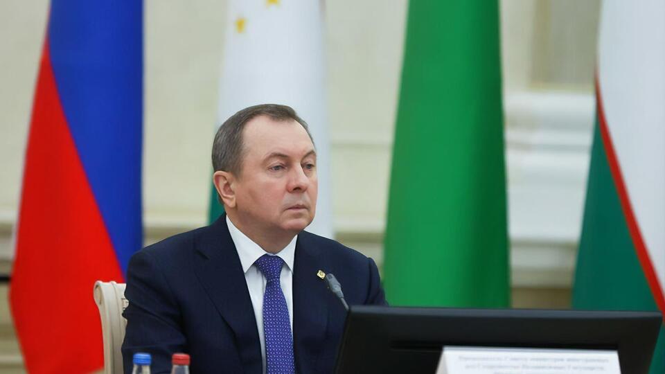 Макей назвав "сміховинною" пропозицію Кравчука перенести засідання ТКГ щодо Донбасу в Польщу