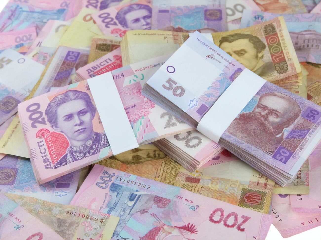 Законопроєкт про виплату 8 тис. грн Рада ухвалила 30 березня