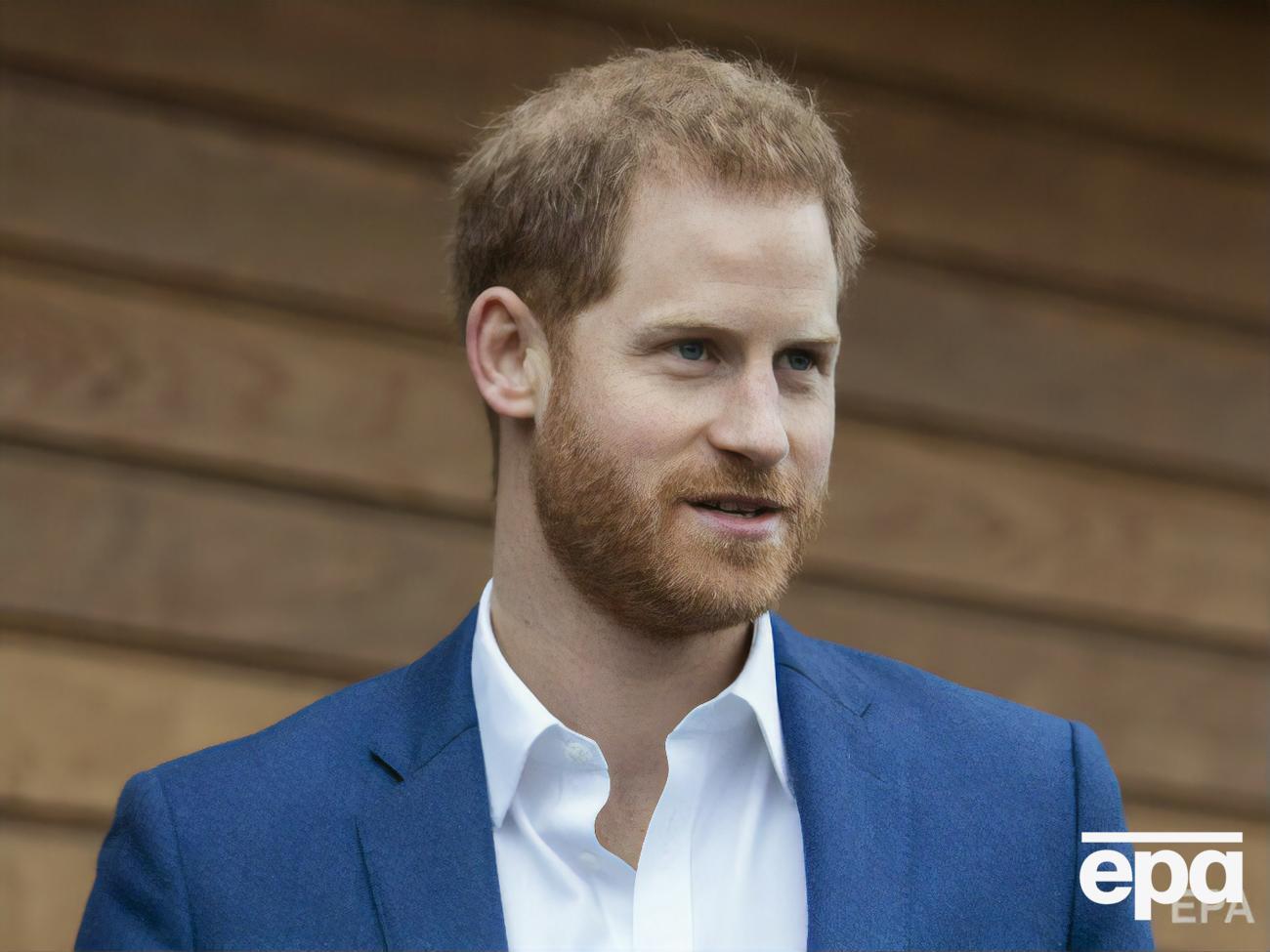 Принц Гаррі повернувся до Великобританії вперше після переїзду у США