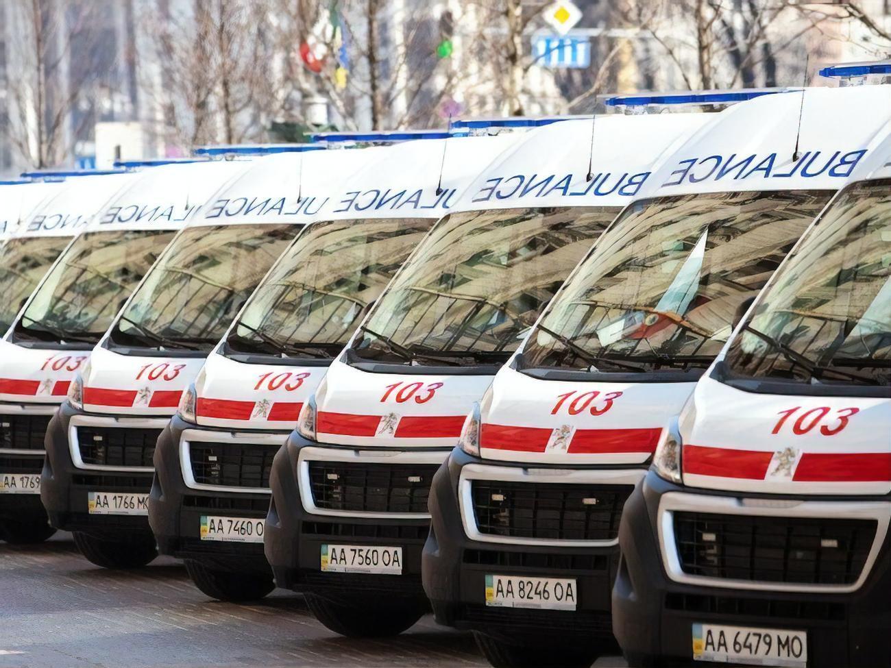 Нагрузка на "скорые" в некоторых регионах снижается