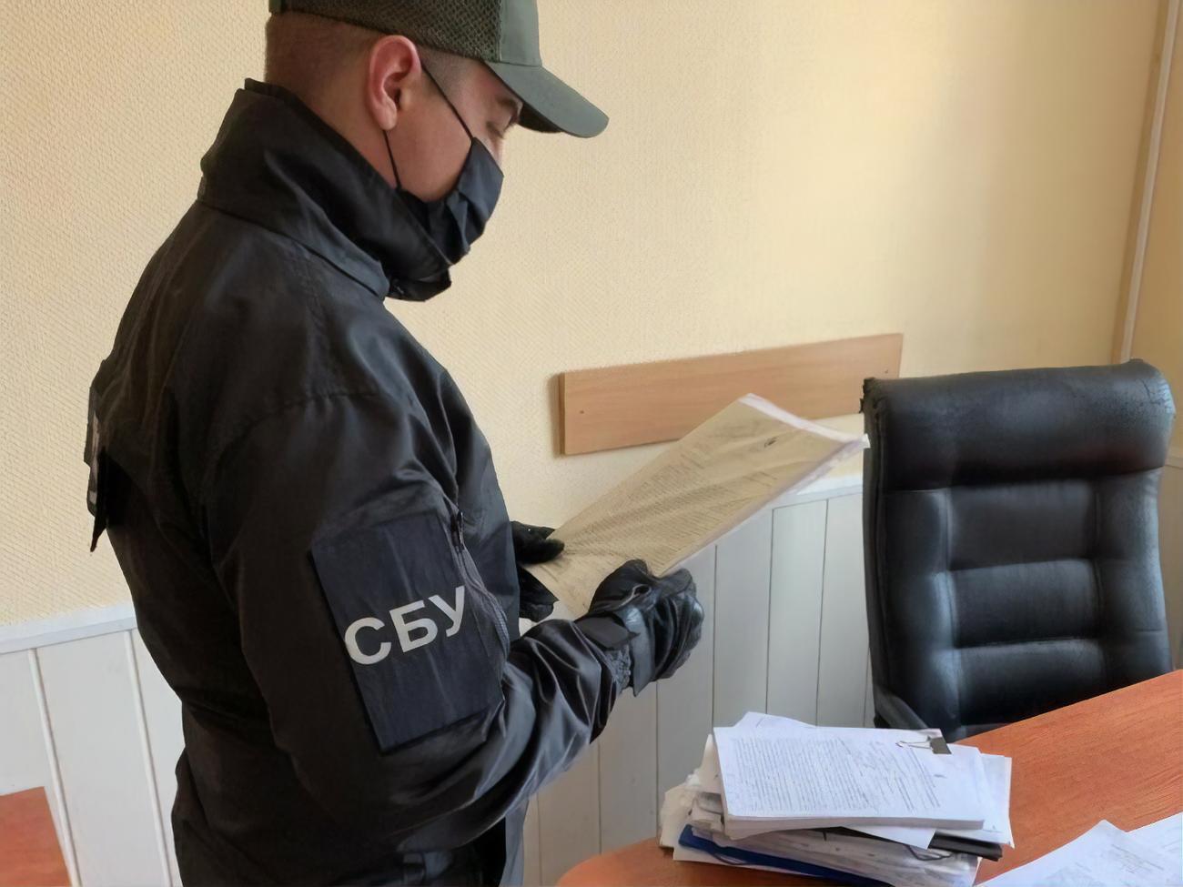 По данным СБУ,&nbsp;в ходе обысков была изъята черновая бухгалтерия и документация, подтверждающая противоправную деятельность