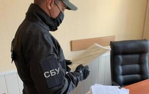 По данным СБУ, в ходе обысков была изъята черновая бухгалтерия и документация, подтверждающая противоправную деятельность
