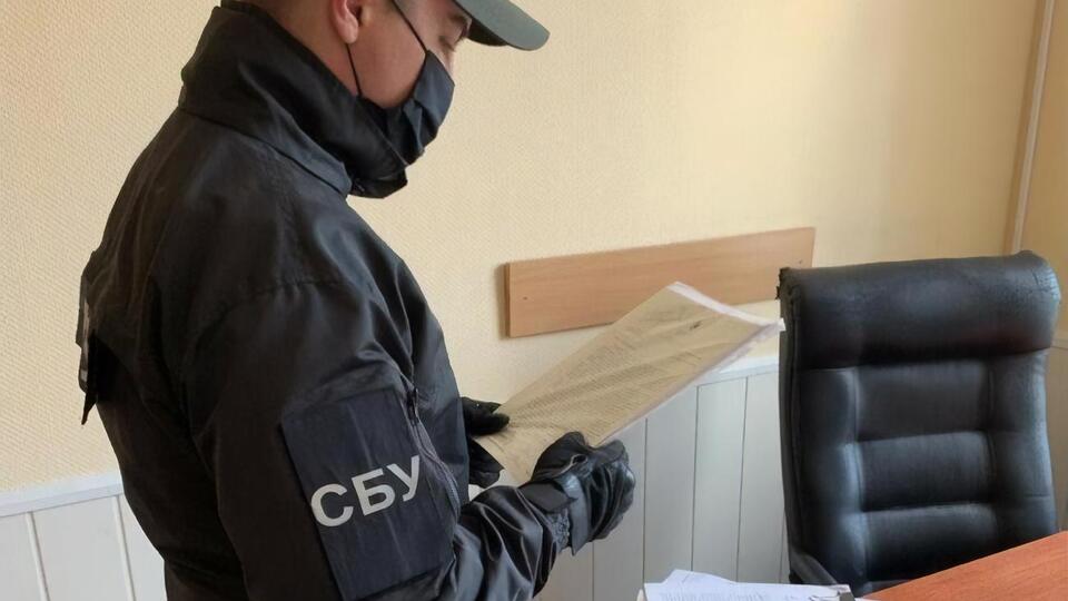 По данным СБУ, в ходе обысков была изъята черновая бухгалтерия и документация, подтверждающая противоправную деятельность