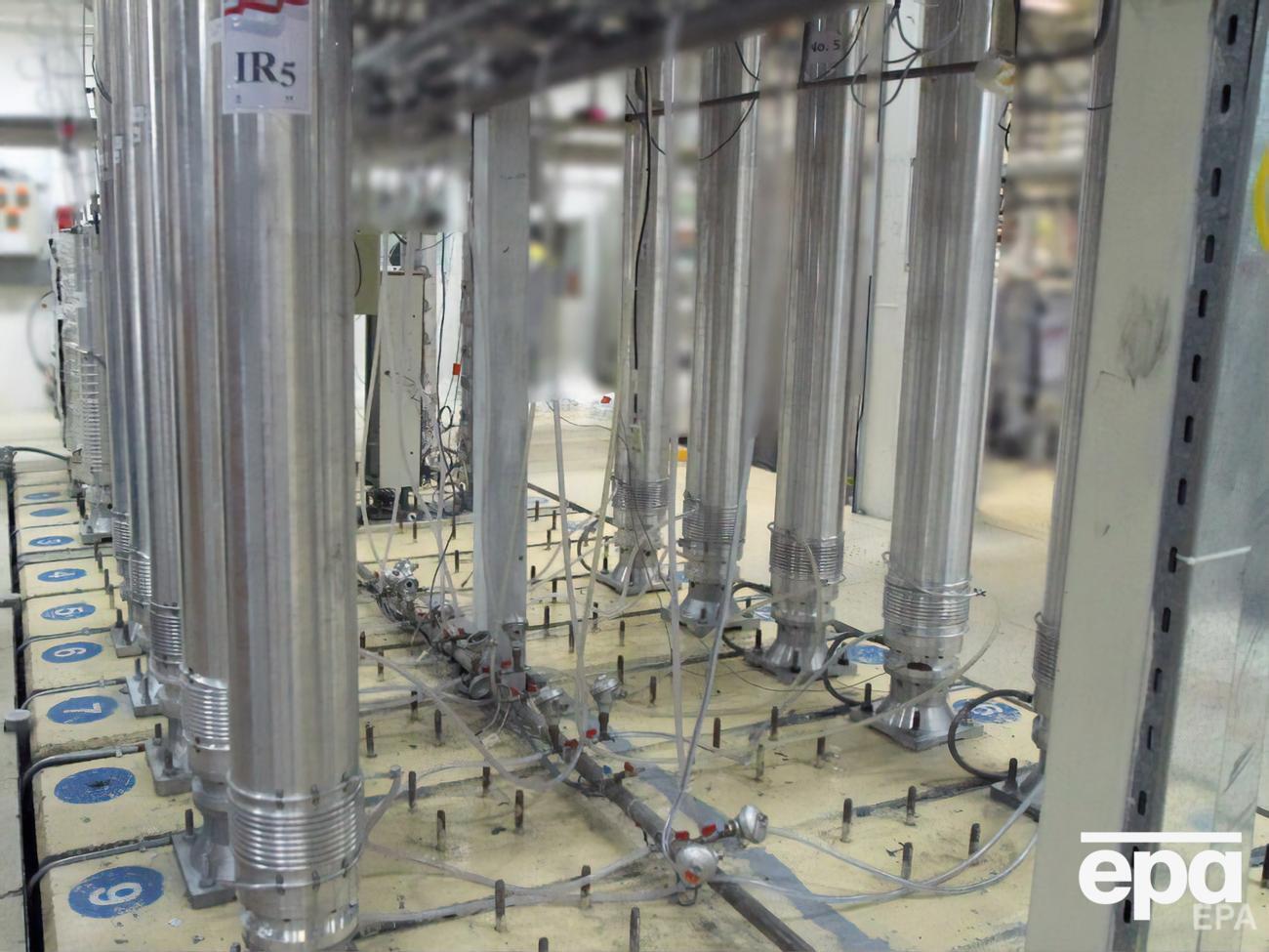 ЗМІ пишуть, що систему енергопостачання центрифуг, які збагачують уран, знищено. Влада Ірану спростовує