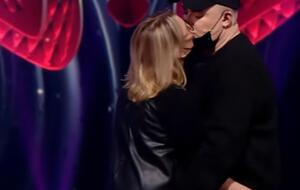 Белоконь играет роль мамы Верки Сердючки, в образе которой выступает Данилко