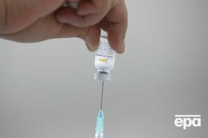 CoronaVac привезли в Україну 25 березня