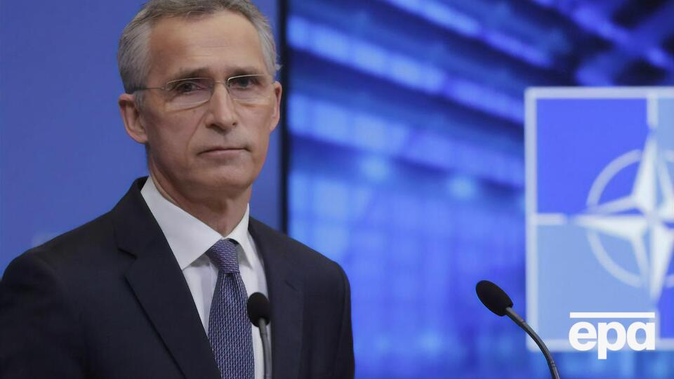 Столтенберг: Росія має негайно зменшити напругу