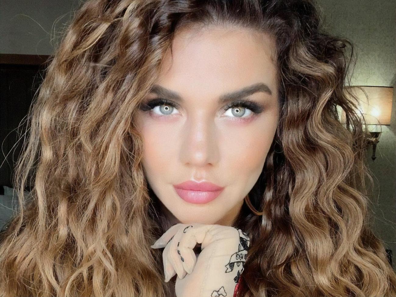 Седокова: Я хотела вам понравиться. А теперь я хочу понравиться себе