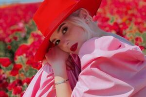 Мика Ньютон с 2011 года проживает в США