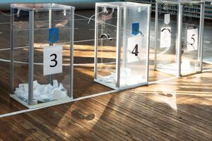 33% опрошенных убеждены, что на выборах в их округе происходили значительные фальсификации