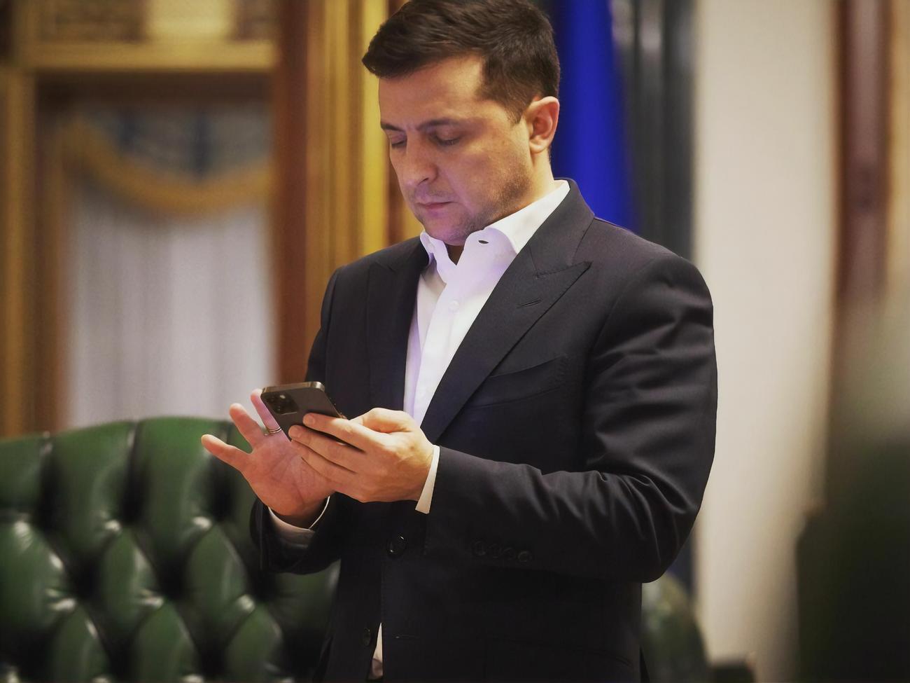 Зеленський запросив прем'єр-міністра Японії в Київ