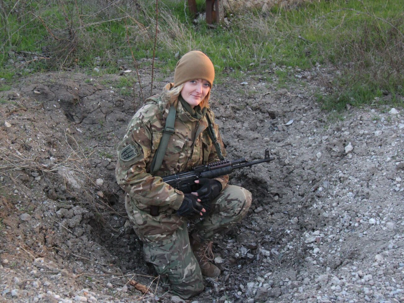 Котеленец в 2015&ndash;2016 годах воевала на Донбассе в рядах ДУК "Правый сектор" и "Украинской добровольческой армии"