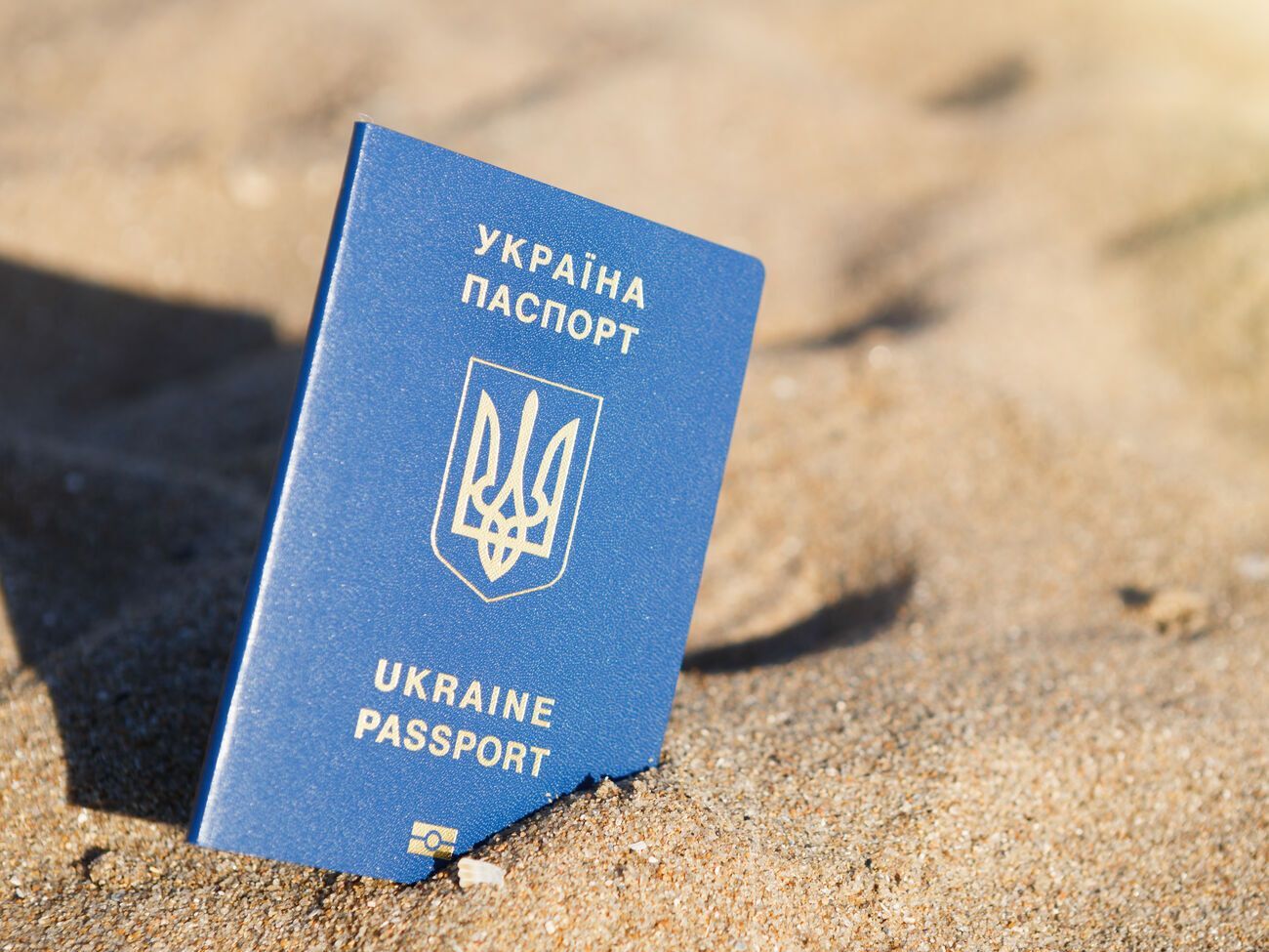 Зараз без візи чи з візою після прибуття українці можуть відвідати 136 країн