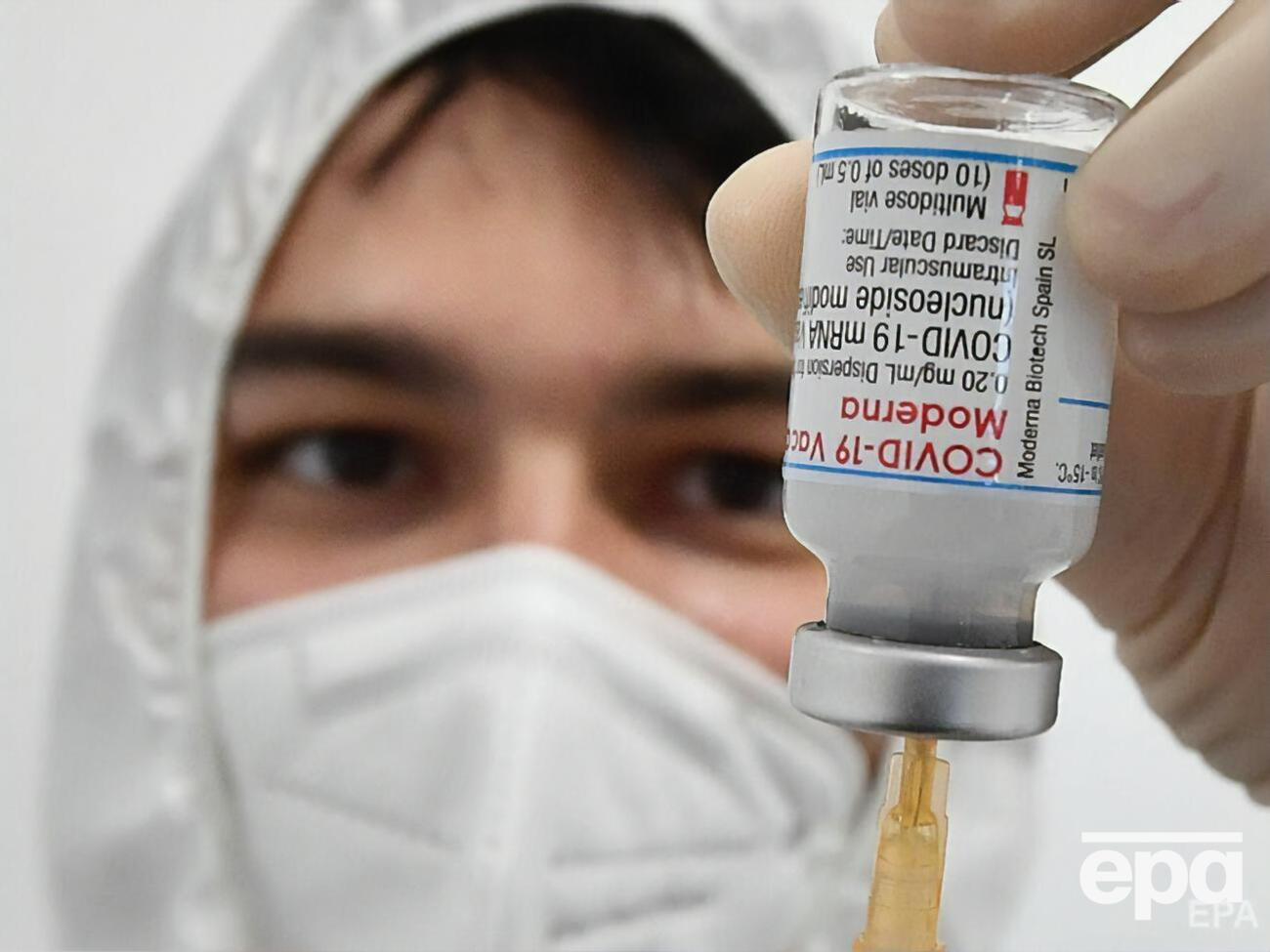 Moderna знизила показник ефективності вакцини проти COVID-19 mRNA-1273 на 4,1 процентного пункту
