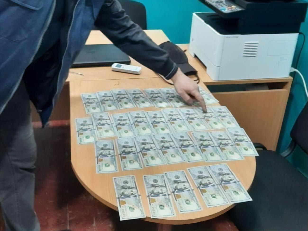 Сообщается, что правоохранитель хотел избежать ответственности за взяточничество