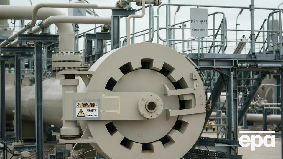 По данным компании Nord Stream 2 AG, к 31 марта оставалось уложить около 121 км труб газопровода