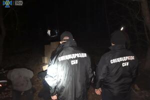 Контрабандисти перевозили вантаж на саморобних плавзасобах через ріку Сіверський Донець