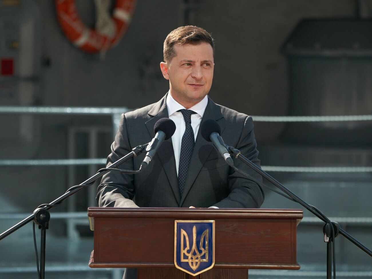 Зеленський про "професію" контрабандиста: Держава не робила держзамовлення