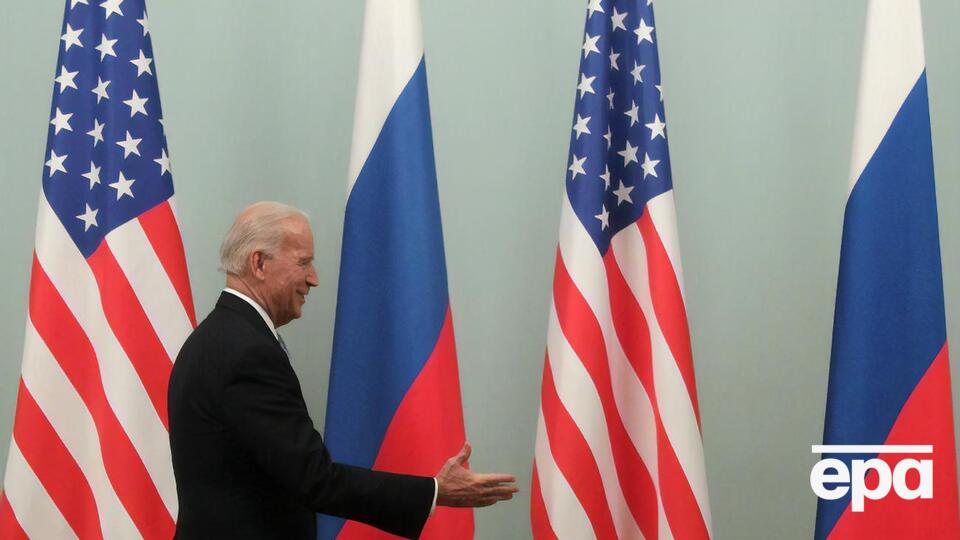 Президент США сподівається на можливість побудувати стабільні та передбачувані відносини з Росією, повідомили в Білому домі