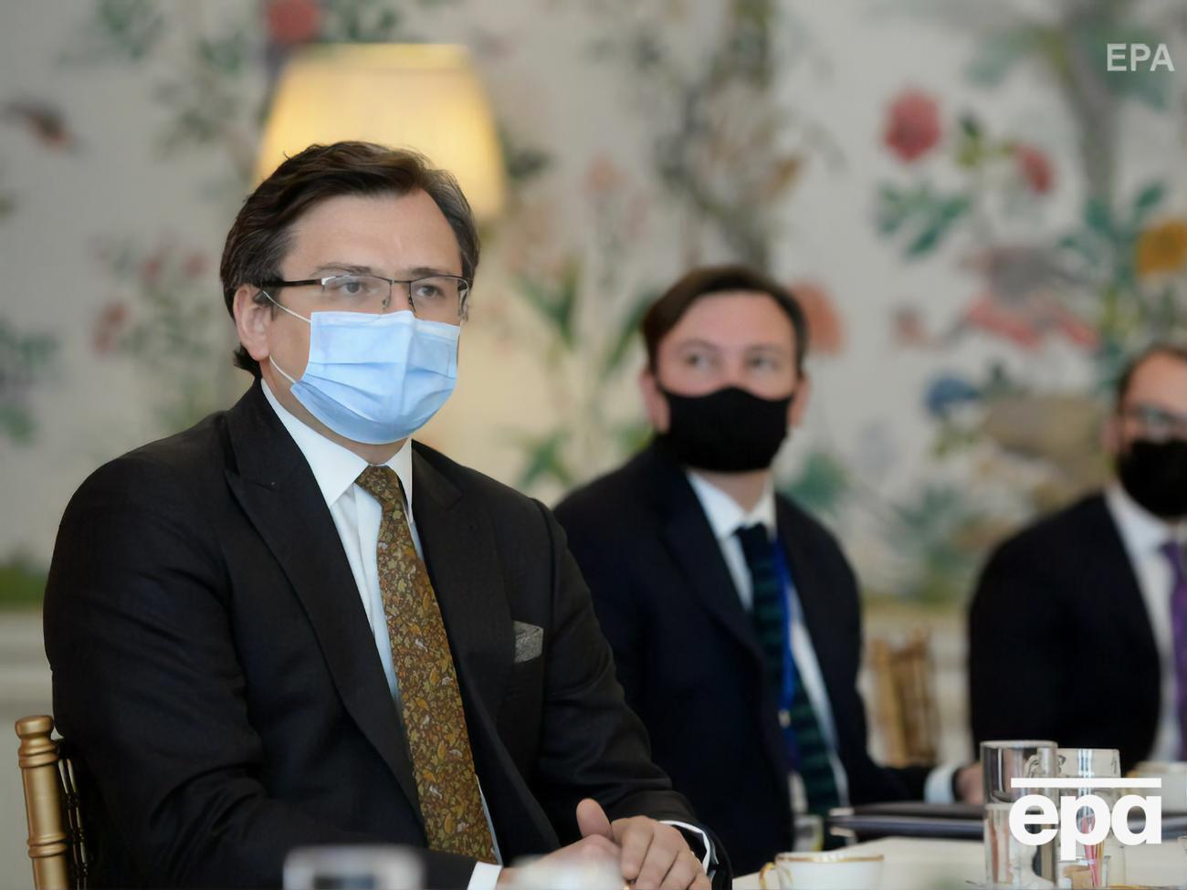 Кулеба сообщил, что&nbsp;Киев поддерживает&nbsp;реакцию США на вмешательство РФ в дела других стран