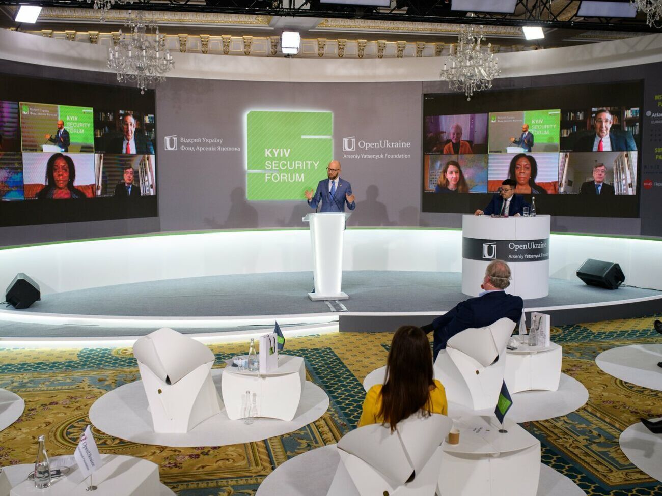 Дискуссия будет транслироваться 16 апреля