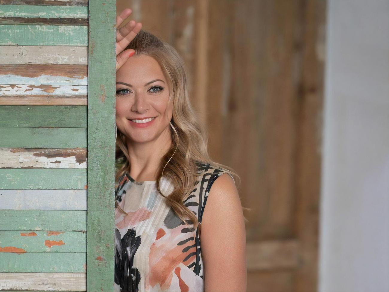 Литвинова:&nbsp;Уверена, что все любят самую вкусную часть паски с глазурью!