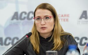 Стефанишина – Степанову: Вы неспособны обеспечить Украину жизненно важными вакцинами