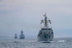 РФ объявила о закрытии акватории Черного моря в направлении Керченского пролива для военных кораблей якобы из-за военных учений