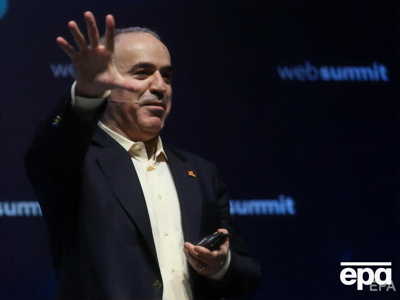 Місячна підписка на платформу Каспарова коштує $13,99