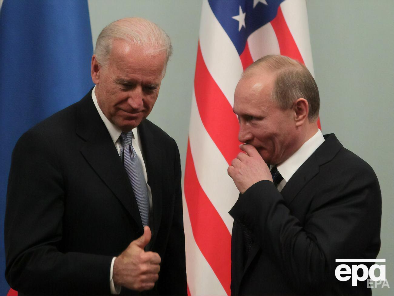 Президент США Джо Байден и президент РФ Владимир Путин накануне ввода санкций пообщались по телефону