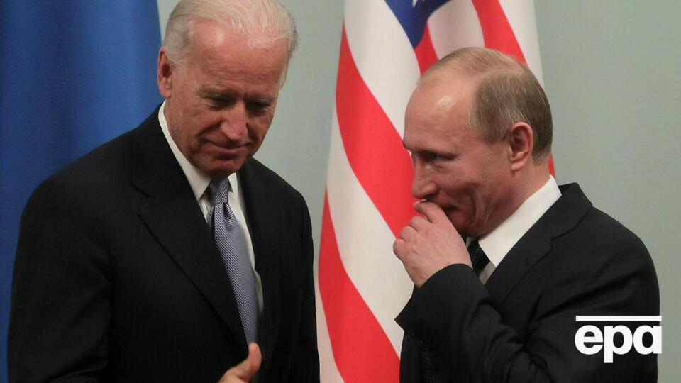 Президент США Джо Байден і президент РФ Володимир Путін напередодні введення санкцій поспілкувалися телефоном