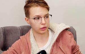 Дочка Єфремова вперше зізналася батькові, що їй подобаються дівчатка, 2011 року