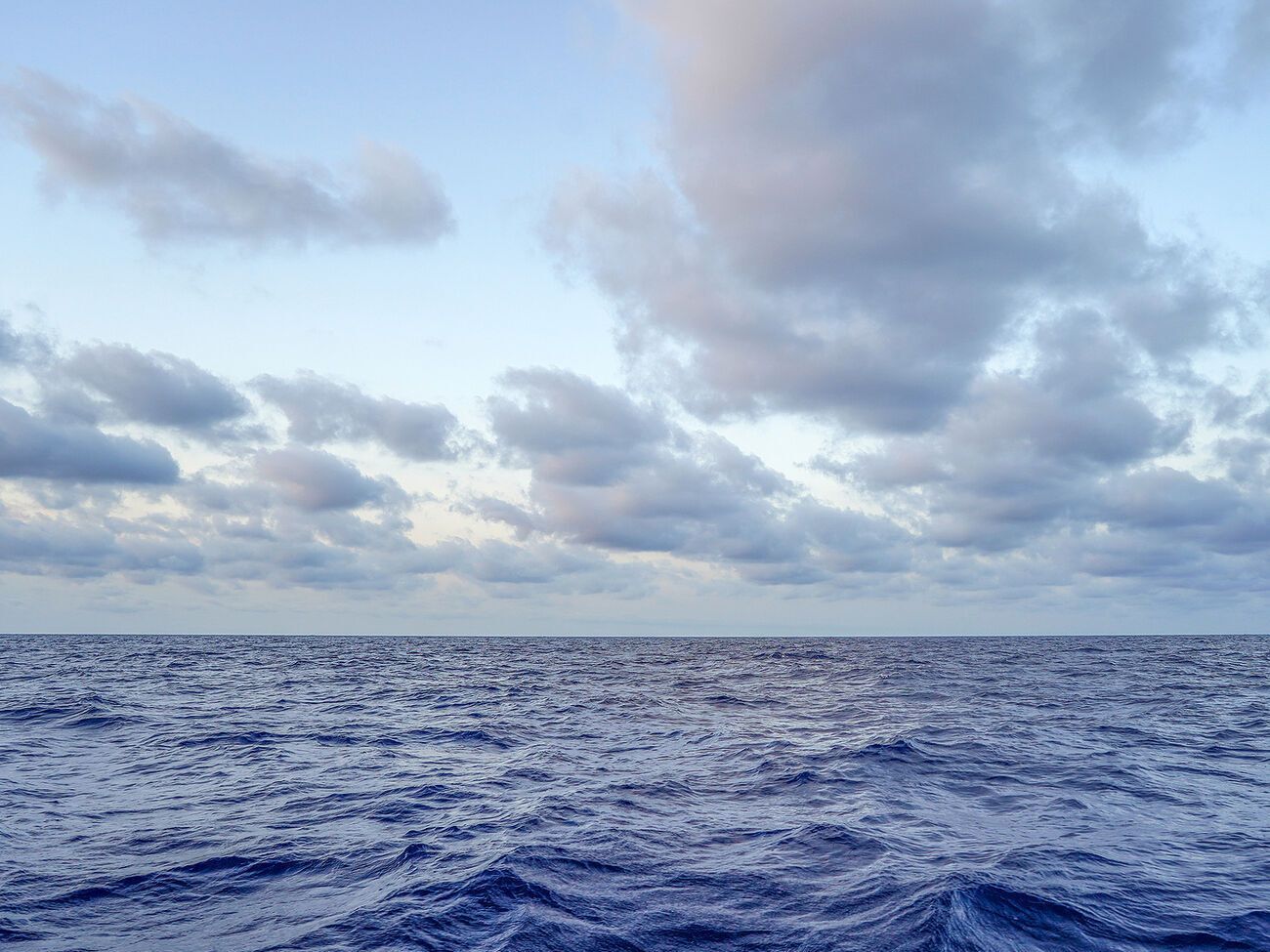 Судно с вероятными мигрантами затонуло у берегов Туниса