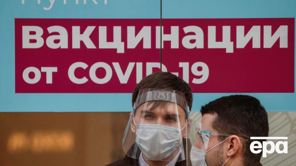 В России прививают отечественными вакцинами