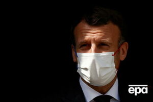 Макрон считает, что нужно ускорить производство препаратов компаний Pfizer, Moderna, AstraZeneca, Johnson & Johnson и других