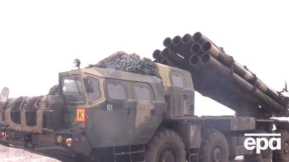 Дальність стрільби РСЗВ "Смерч" сягає 120 км